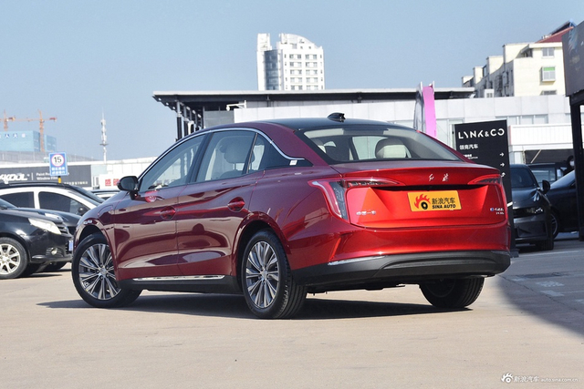 2023款红旗E-QM5 PLUS