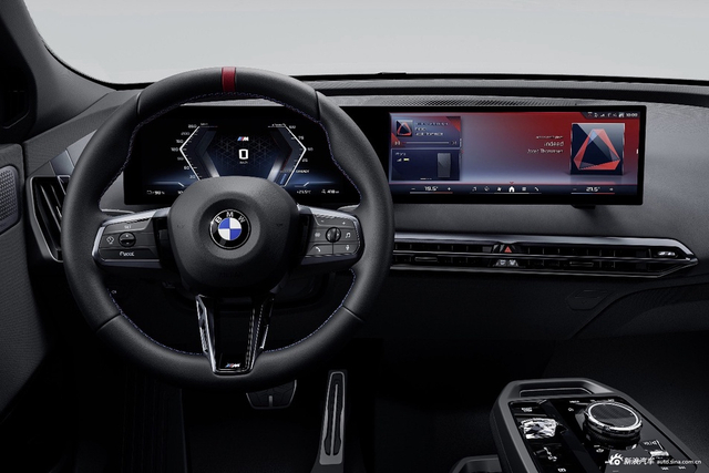 2025款宝马iX M70官图