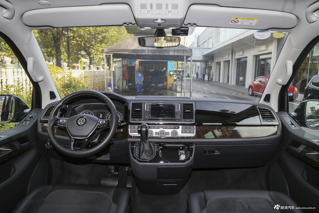 2019款迈特威2.0TSI自动两驱豪华版7座