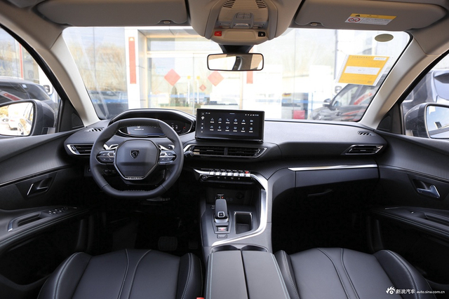 2023款标致5008 400THP 真爱版 5座