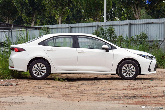 2024款卡罗拉 1.2T 先锋版