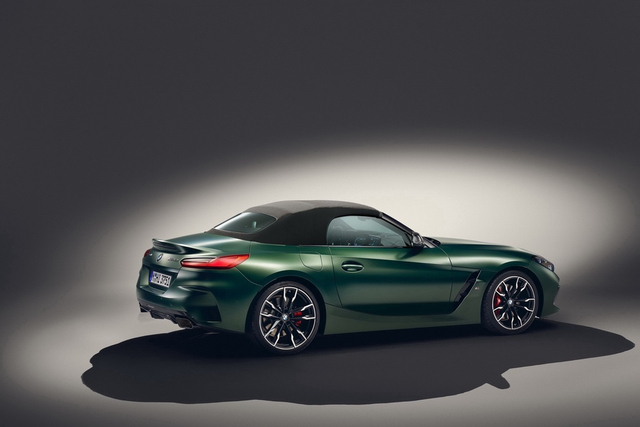 2024款宝马Z4 M40i MT Pure Impulse Edition 欧洲版