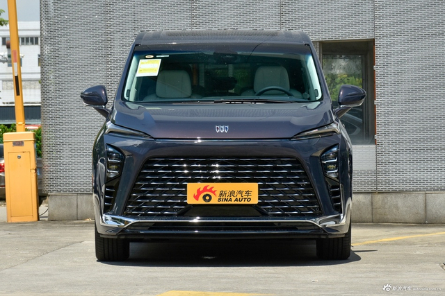 2026款别克GL8插混 陆尊 奢享版