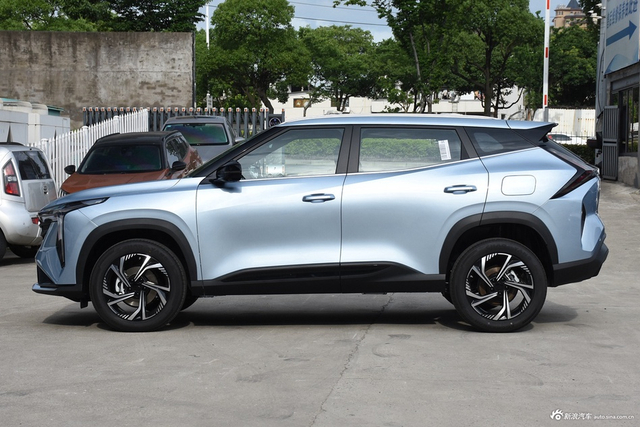 2024款吉利博越 1.5TD 龙腾版