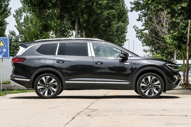 2024款揽境 380TSI 四驱旗舰胜境 众享款 6座