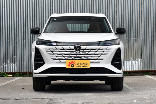 2026款长安CS75 PLUS 智慧冠军版 1.5T 新蓝鲸 智航型