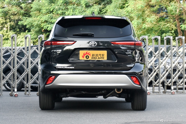 2026款汉兰达 2.5L智能电混双擎两驱精英版 7座