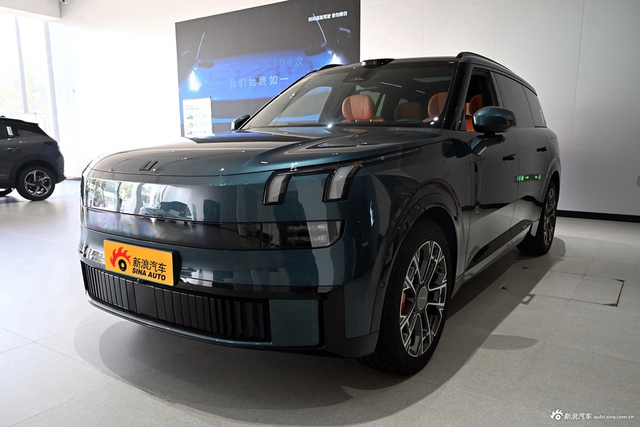 2025款领克900 1.5T Ultra 晨晖蓝