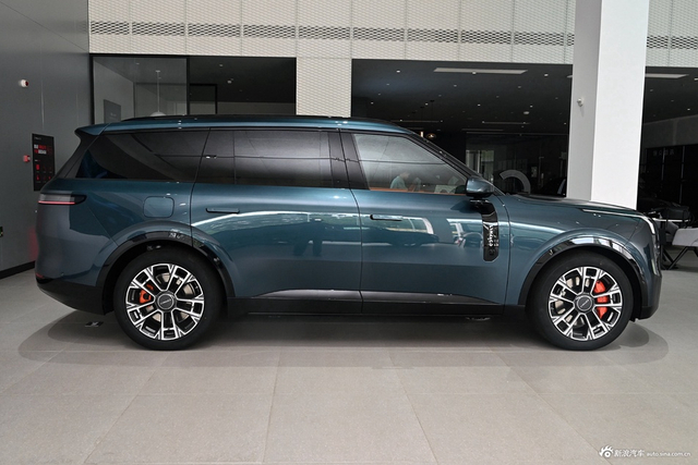 2025款领克900 1.5T Ultra 晨晖蓝