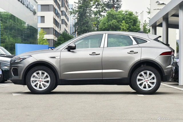 2024款捷豹E-PACE 青春运动版 R-DYNAMIC