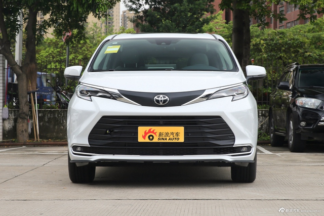 2027款赛那SIENNA 2.5L 双擎两驱舒适版