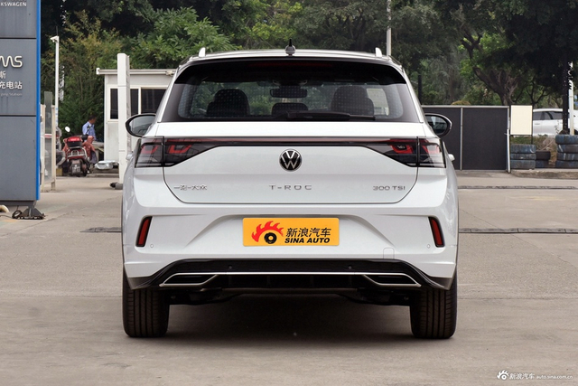 2025款探歌 改款 300TSI DSG 星光版