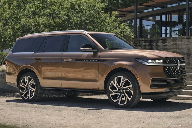 2025款领航员 基本型 官图