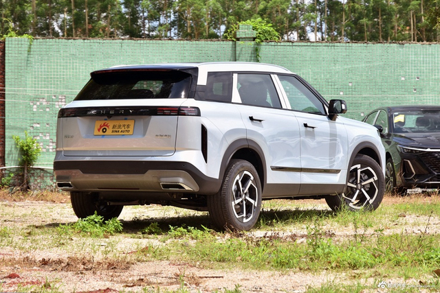 2025款探索06 都市版 1.6T 两驱豪华