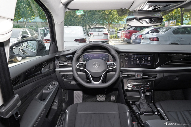 2023款帕萨特混动 430PHEV 混动豪华版