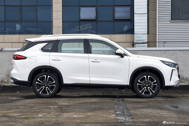 2023款传祺GS4 PLUS 390T 自动星系版