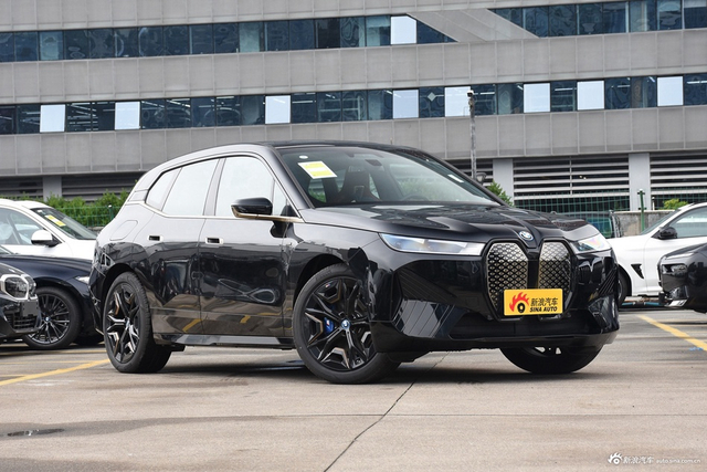 2023款宝马iX M60
