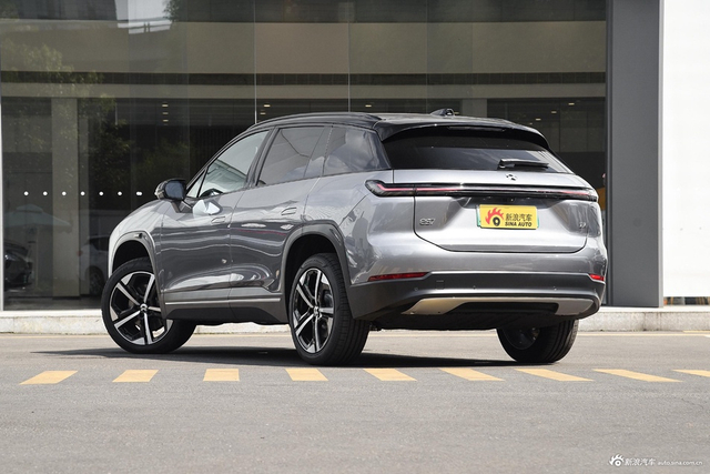 2024款蔚来ES7 75kWh