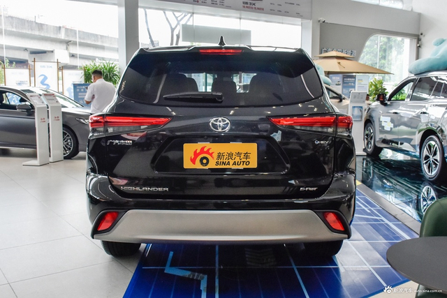 2026款汉兰达 2.5L智能电混双擎四驱精英版 7座