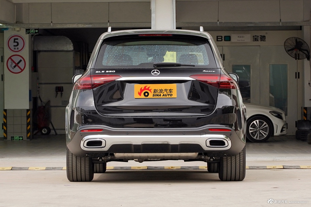 2025款奔驰GLE级 改款 GLE 350 4MATIC 动感型