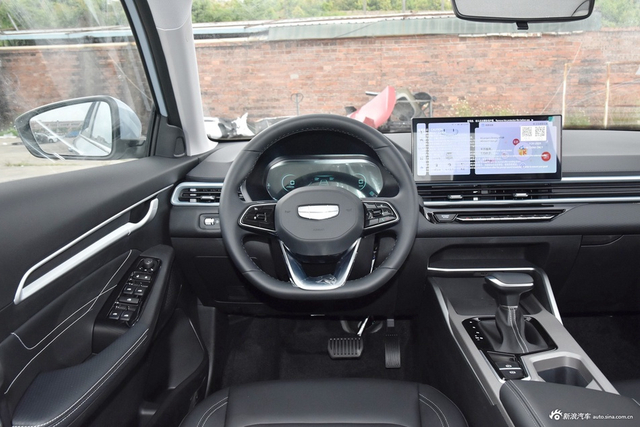 2025款帝豪第4代 1.5L CVT尊贵型