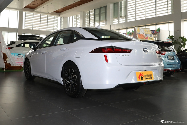 2021款绎乐豪华版 