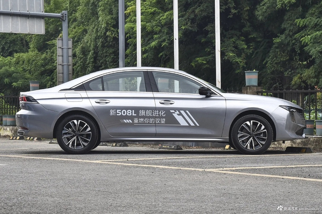 2023款标致508L 400THP PureTech 驭控旗舰版