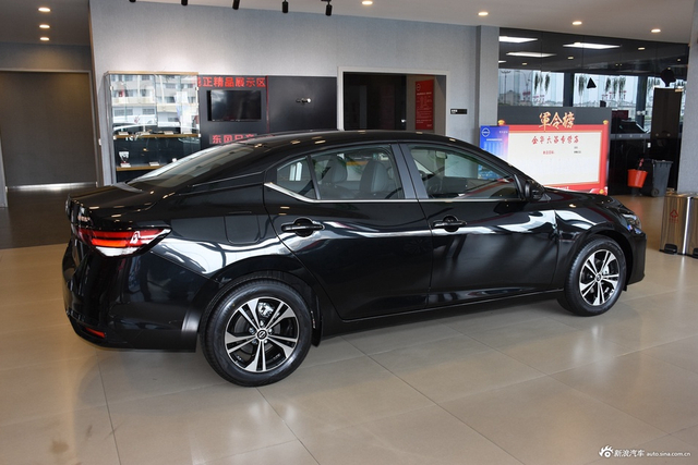 2023款轩逸 1.6L CVT黑金版