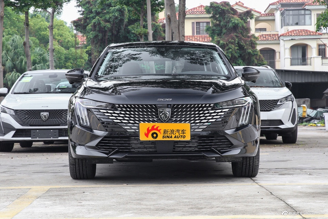 2025款标致508L 400THP 驭控旗舰版