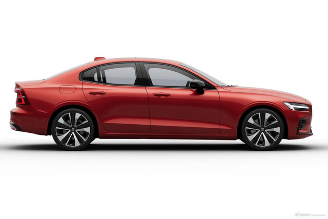 2023款沃尔沃S60混动 T8 E驱混动 官图