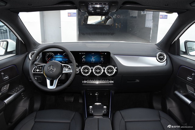 2024款奔驰EQA 260