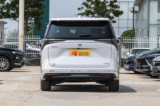 2024款GL8陆尊PHEV 智享版 7座