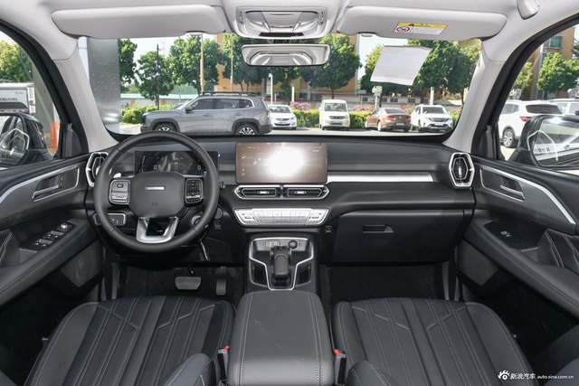 2025款哈弗H5 2.0T自动四驱领创 汽油