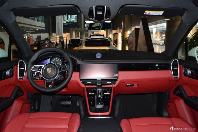 2023款Cayenne E-Hybrid 2.0T 铂金版
