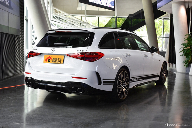 2023款AMG C 43 4MATIC 旅行轿车 特别版