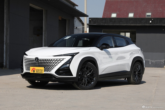 2022款长安UNI-T 2.0T领航型