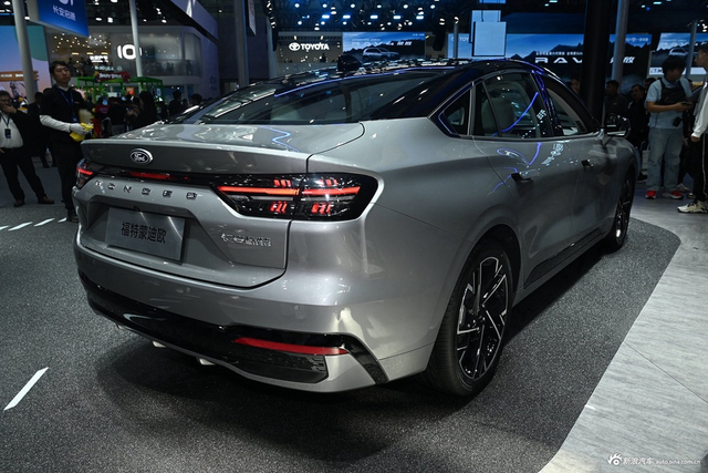 2025广州车展实拍：蒙迪欧