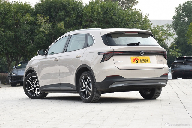 2025款MG ES5 525max 后驱智驾版