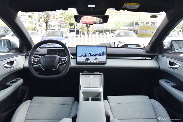 2025款荣威D6 520km 智享版