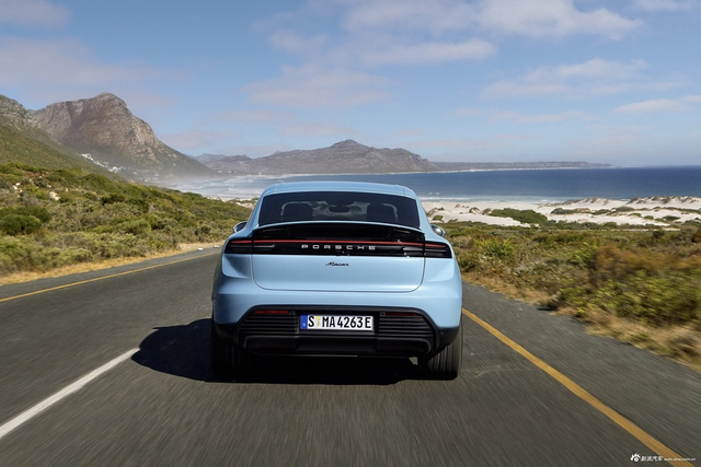 2024款Macan纯电 长续航版 官图