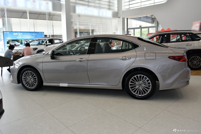 2026款凯美瑞 2.0GVP 豪华版