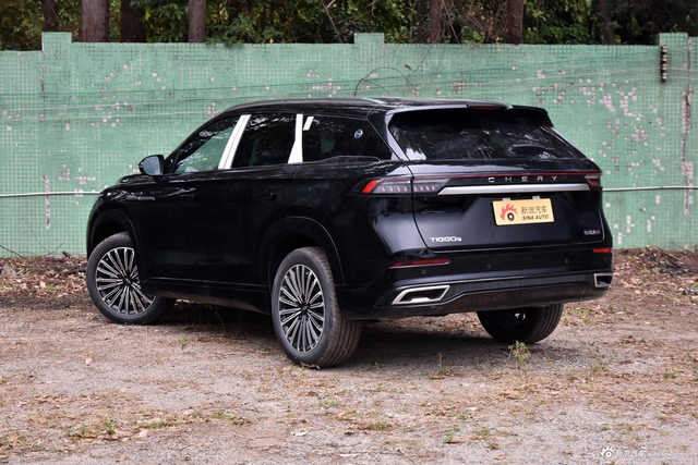 2025款瑞虎9 2.0T 自动两驱尊享版 5座