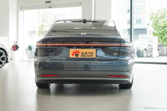 2024款蔚来ET7 100kWh 行政签名版