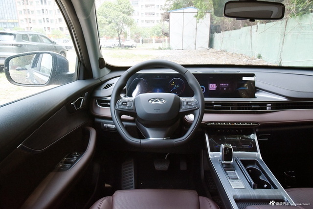 2025款瑞虎7 卓越版 1.5T CVT豪华版