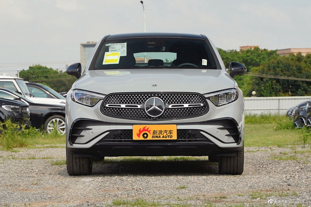 2025款奔驰GLC轿跑 GLC 300 4MATIC轿跑SUV