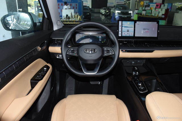 2024款帝豪L HiP 冠军版 1.5TD-DHT Pro 100KM 卓越型