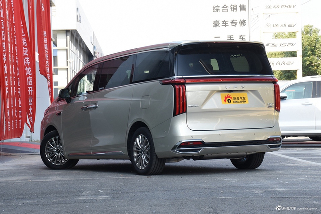 2024款高山DHT-PHEV 四驱尊贵版