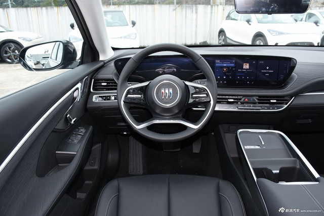 2025款君越 28T 白金版