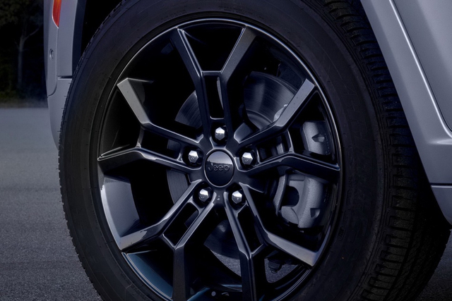 2023款大切诺基4xe 30th Anniversary 官图