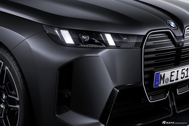 2025款宝马iX M70官图